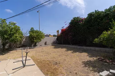 14300 S Ainsworth, Los Angeles, CA 90247 - Photo 8