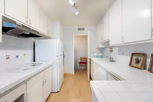 420 S Madison Ave, Pasadena, CA 91101 - Photo 12