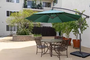 420 S Madison Ave, Pasadena, CA 91101 - Photo 24