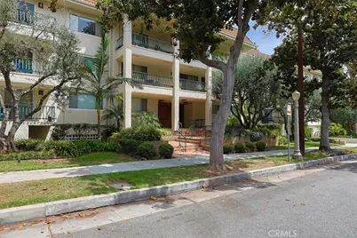 420 S Madison #109 Avenue, Pasadena, CA 91101 - Photo 2