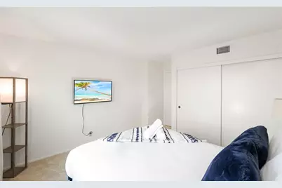 1782 Bridle Path, Santa Ana, CA 92705 - Photo 44