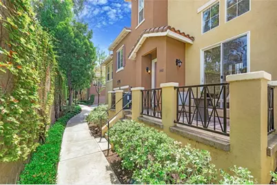 1002 Timberwood, Irvine, CA 92620 - Photo 2