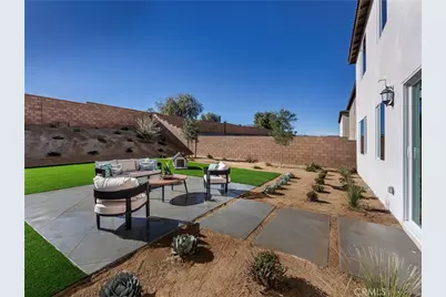 35074 Roberts Place, Beaumont, CA 92223 - Photo 14