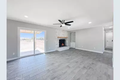 10655 9th, Hesperia, CA 92345 - Photo 8