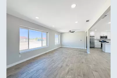 10655 9th, Hesperia, CA 92345 - Photo 6