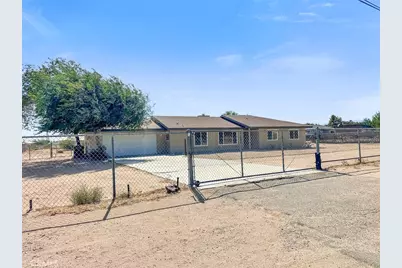 10655 9th, Hesperia, CA 92345 - Photo 1
