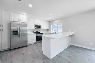 10655 9th, Hesperia, CA 92345 - Photo 4