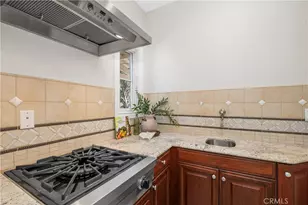 525 Luminous, Irvine, CA 92603 - Photo 16