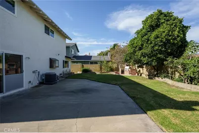 17122 Pleasant Circle, Huntington Beach, CA 92649 - Photo 24