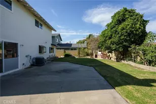 17122 Pleasant Cir, Huntington Beach, CA 92649 - Photo 24
