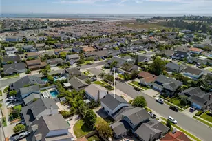 17122 Pleasant Cir, Huntington Beach, CA 92649 - Photo 32