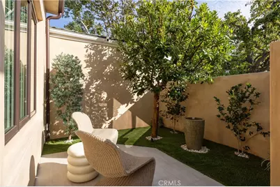 2 Rue Biarritz, Newport Beach, CA 92660 - Photo 18