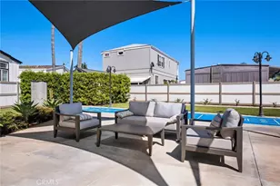 286 Mayflower, Newport Beach, CA 92660 - Photo 6