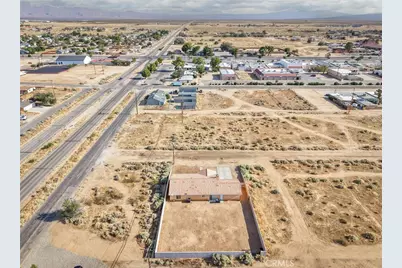 8012 Catalpa, California City, CA 93505 - Photo 26