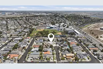 417 Emerald, Seal Beach, CA 90740 - Photo 38
