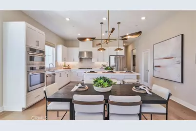 27469 Red Alder Lane, Valencia, CA 91381 - Photo 2