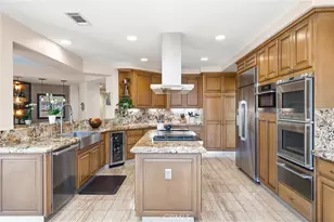 21171 Hillsdale Ln, Huntington Beach, CA 92646 - Photo 16