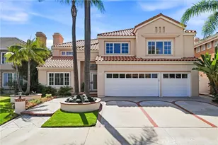 21171 Hillsdale Ln, Huntington Beach, CA 92646 - Photo 8