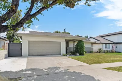 15842 Belfast, Huntington Beach, CA 92647 - Photo 4