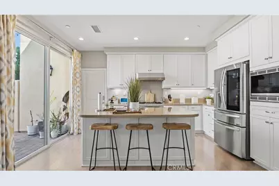 66 Fairymoss, Irvine, CA 92620 - Photo 8