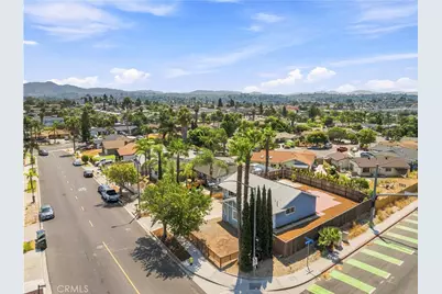 560 W Los Angeles Drive, Vista, CA 92083 - Photo 30