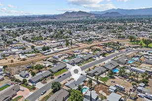 11255 Little Dipper, Jurupa Valley, CA 91752 - Photo 40
