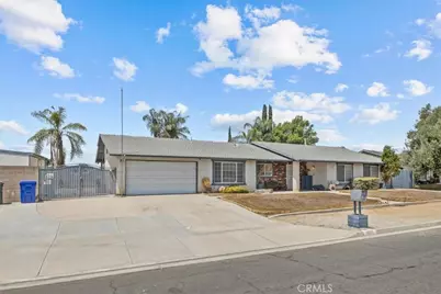 11255 Little Dipper, Jurupa Valley, CA 91752 - Photo 2