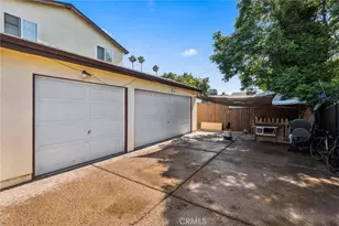 330 E 101st St, Los Angeles, CA 90003 - Photo 14
