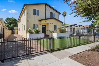 330 E 101st Street, Los Angeles, CA 90003 - Photo 16