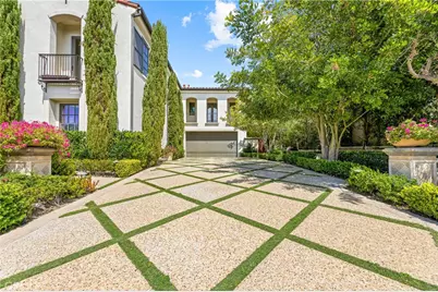 28 Blue Summit, Irvine, CA 92603 - Photo 8