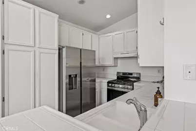 135 Chaumont, Lake Forest, CA 92610 - Photo 16