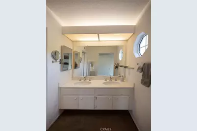 22061 Castlewood, Mission Viejo, CA 92692 - Photo 28