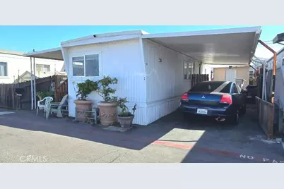 21752 Pacific Coast Hwy #9, Huntington Beach, CA 92646 - Photo 4