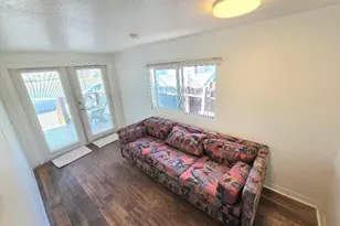 21752 Pacific Coast Hwy, Huntington Beach, CA 92646 - Photo 16