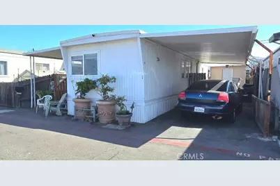 21752 Pacific Coast Hwy #9, Huntington Beach, CA 92646 - Photo 4
