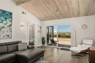 2175 Pacific Ave, Costa Mesa, CA 92627 - Photo 16