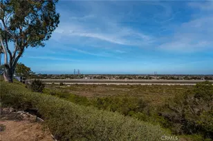 2175 Pacific Ave, Costa Mesa, CA 92627 - Photo 32