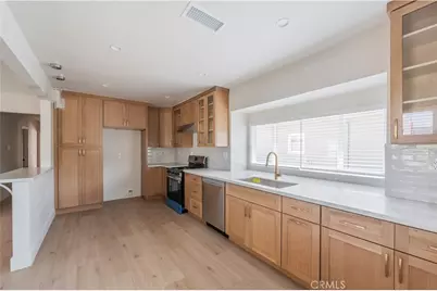 522 S Indiana, Anaheim, CA 92805 - Photo 2