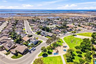 17951 Whitford Ln, Huntington Beach, CA 92649 - Photo 68