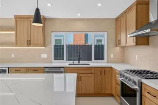17951 Whitford Ln, Huntington Beach, CA 92649 - Photo 16