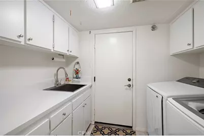 22671 Puntal Lana, Mission Viejo, CA 92692 - Photo 44