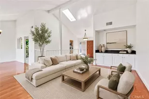 27 Palos, Irvine, CA 92612 - Photo 4