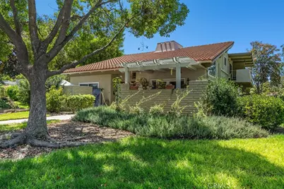 2164 Via Mariposa #B, Laguna Woods, CA 92637 - Photo 2