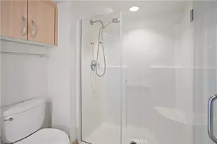 13650 Marina Pointe Dr, Marina del Rey, CA 90292 - Photo 32
