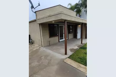 2212 Laurel, Newport Beach, CA 92663 - Photo 10