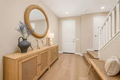 221 Mantle, Irvine, CA 92618 - Photo 2