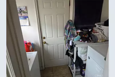 668 Clela, Los Angeles, CA 90022 - Photo 6