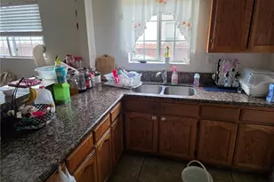 668 Clela, Los Angeles, CA 90022 - Photo 4