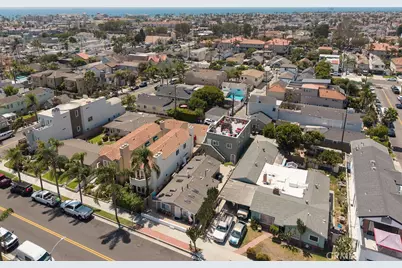 711 Huntington, Huntington Beach, CA 92648 - Photo 1