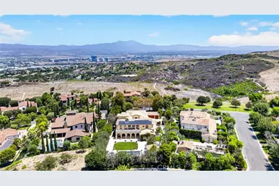 98 Canyon Crk, Irvine, CA 92603 - Photo 8